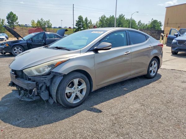 2016 HYUNDAI ELANTRA