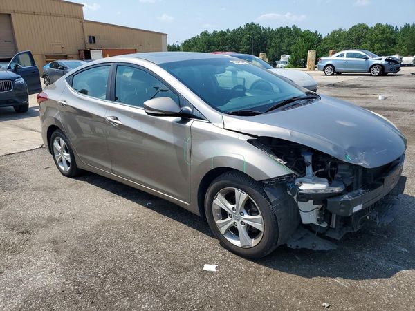 2016 HYUNDAI ELANTRA