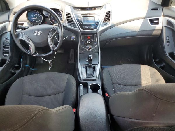 2016 HYUNDAI ELANTRA