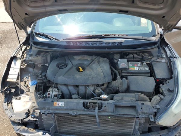 2016 HYUNDAI ELANTRA