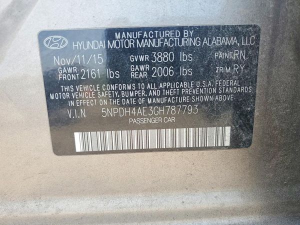 2016 HYUNDAI ELANTRA