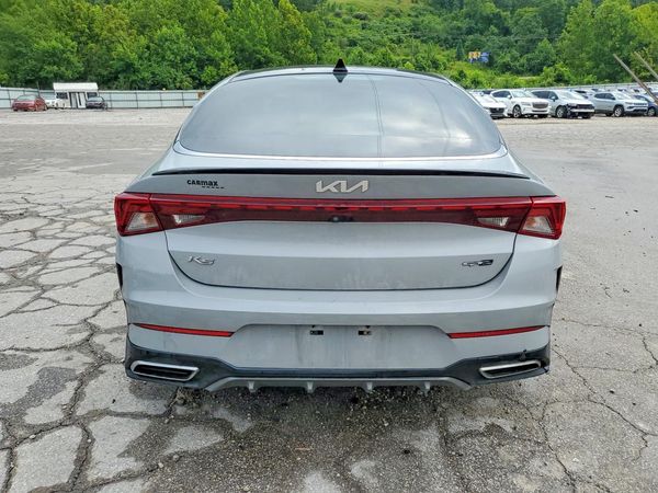 2022 KIA K5