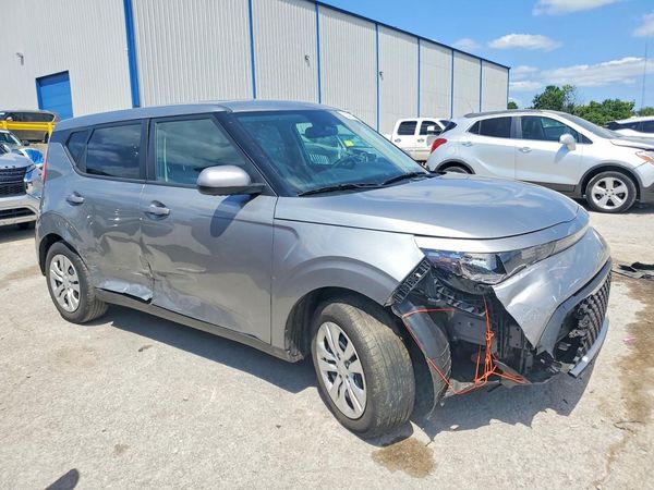 2024 KIA SOUL LX, S