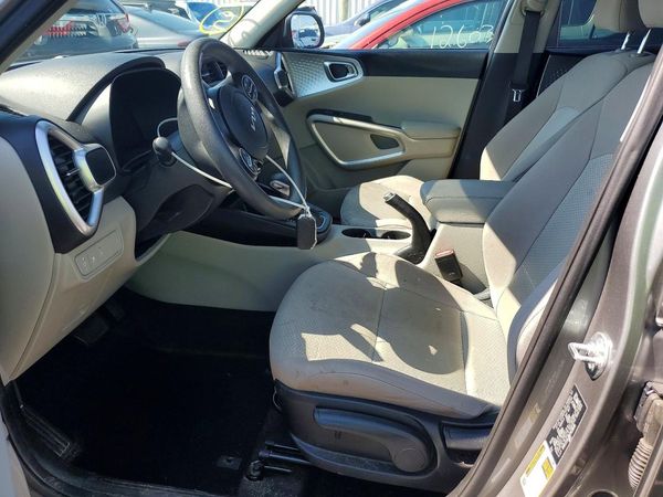 2024 KIA SOUL LX, S