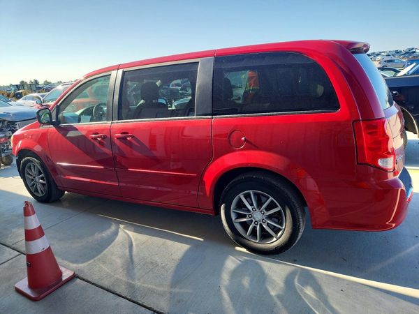2015 DODGE GRAND CARAVAN SE