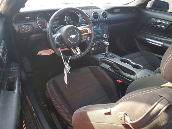 2017 FORD MUSTANG V6 Coupe