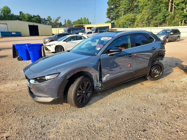 2023 MAZDA CX30 Preferred Package — Front 3/4