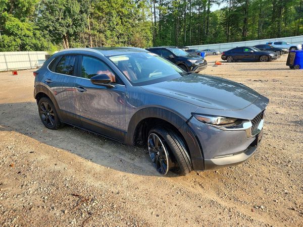 2023 MAZDA CX30 Preferred Package — Passenger 3/4