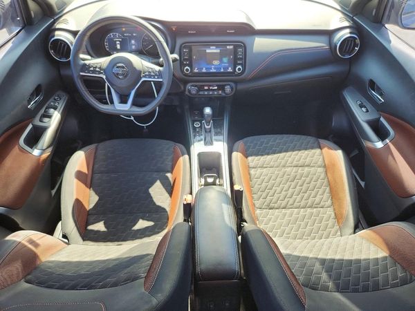 2021 NISSAN KICKS SR