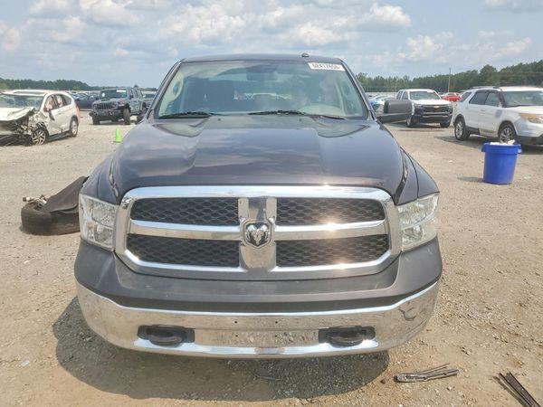 2016 RAM 1500 ST