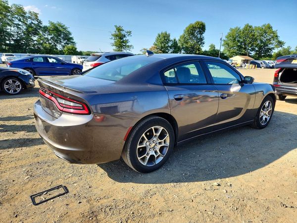 2015 DODGE CHARGER SXT