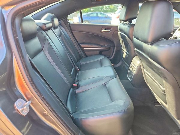 2015 DODGE CHARGER SXT