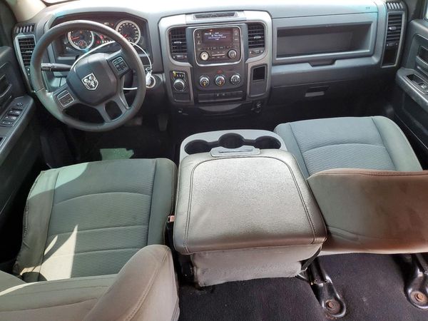 2014 RAM 1500 ST QUAD CAB 4X2