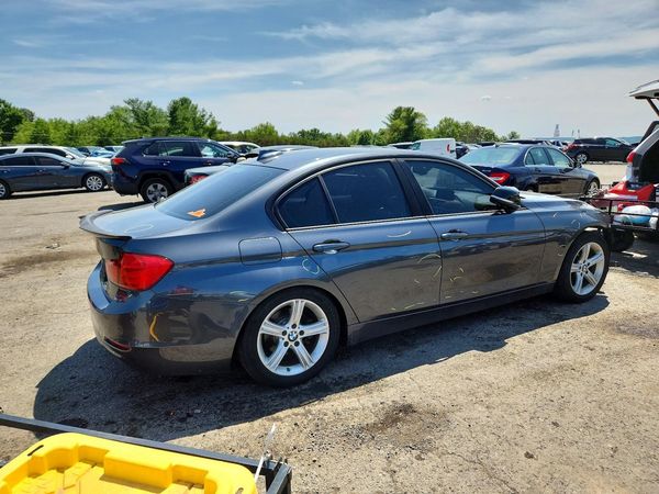 2015 BMW 328