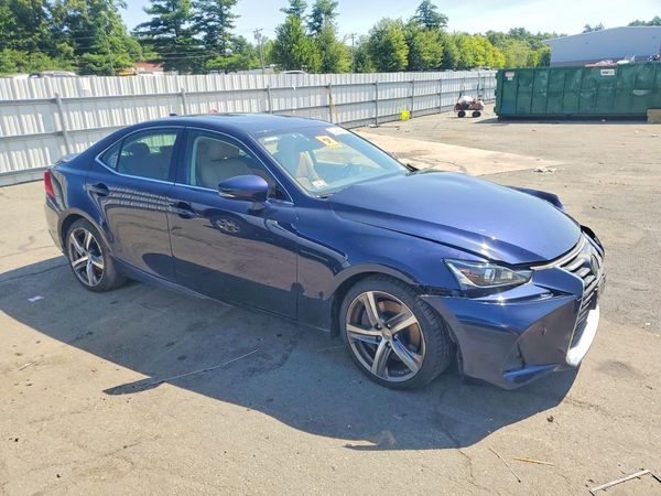 2018 LEXUS IS 300
