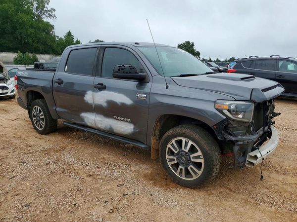 2019 TOYOTA TUNDRA SR5 Grade