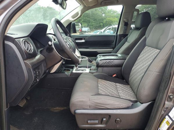 2019 TOYOTA TUNDRA SR5 Grade