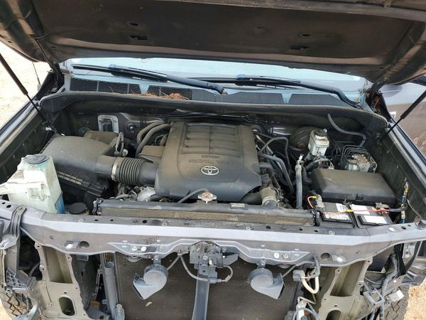 2019 TOYOTA TUNDRA SR5 Grade