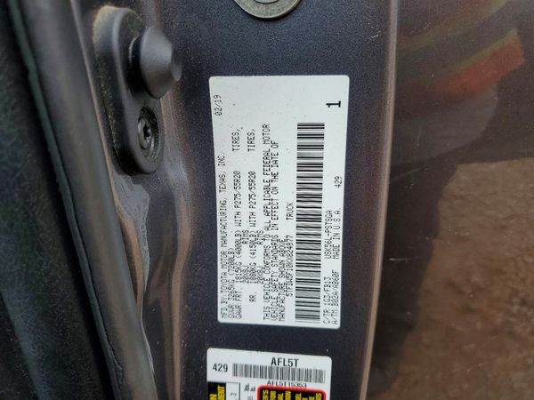 2019 TOYOTA TUNDRA SR5 Grade