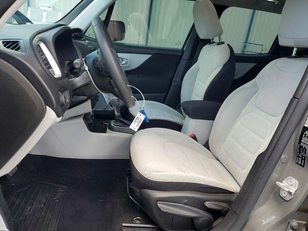 2021 JEEP RENEGADE LATITUDE 4X2
