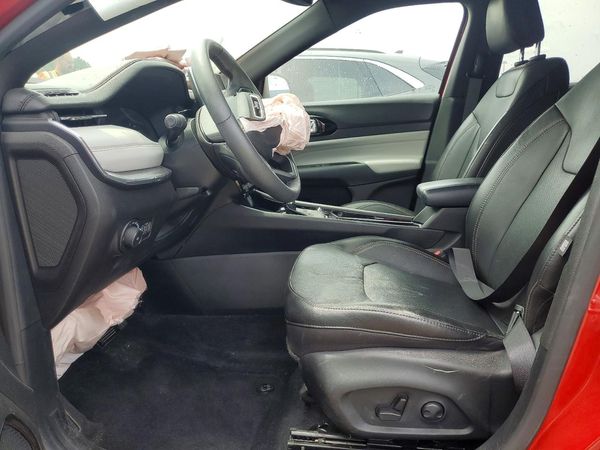 2023 JEEP COMPASS Limited — DENT