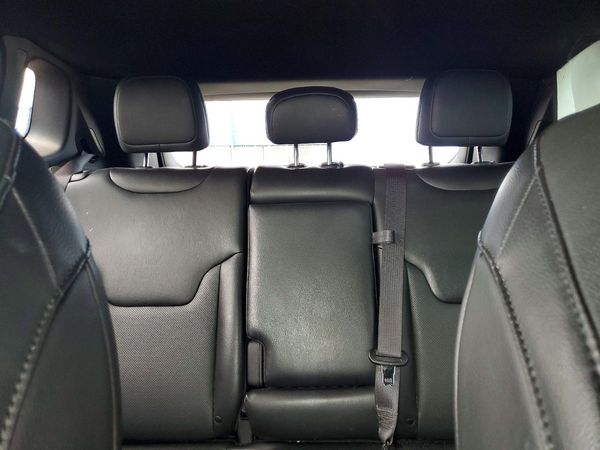 2023 JEEP COMPASS Limited — SUVN