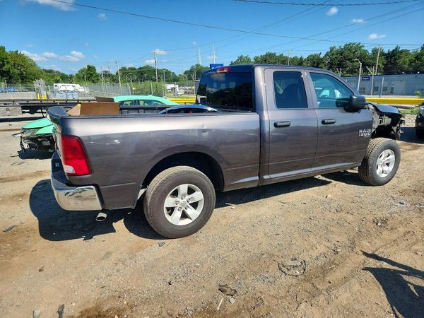 2024 RAM 1500 CLASSIC