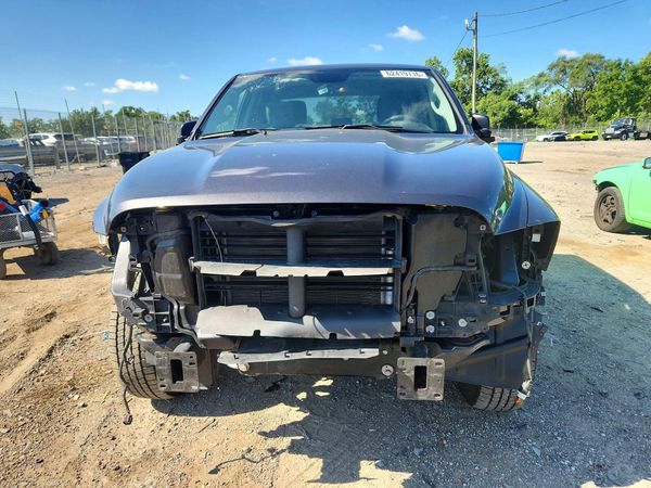 2024 RAM 1500 CLASSIC