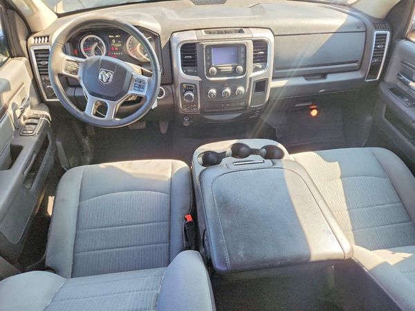 2024 RAM 1500 CLASSIC