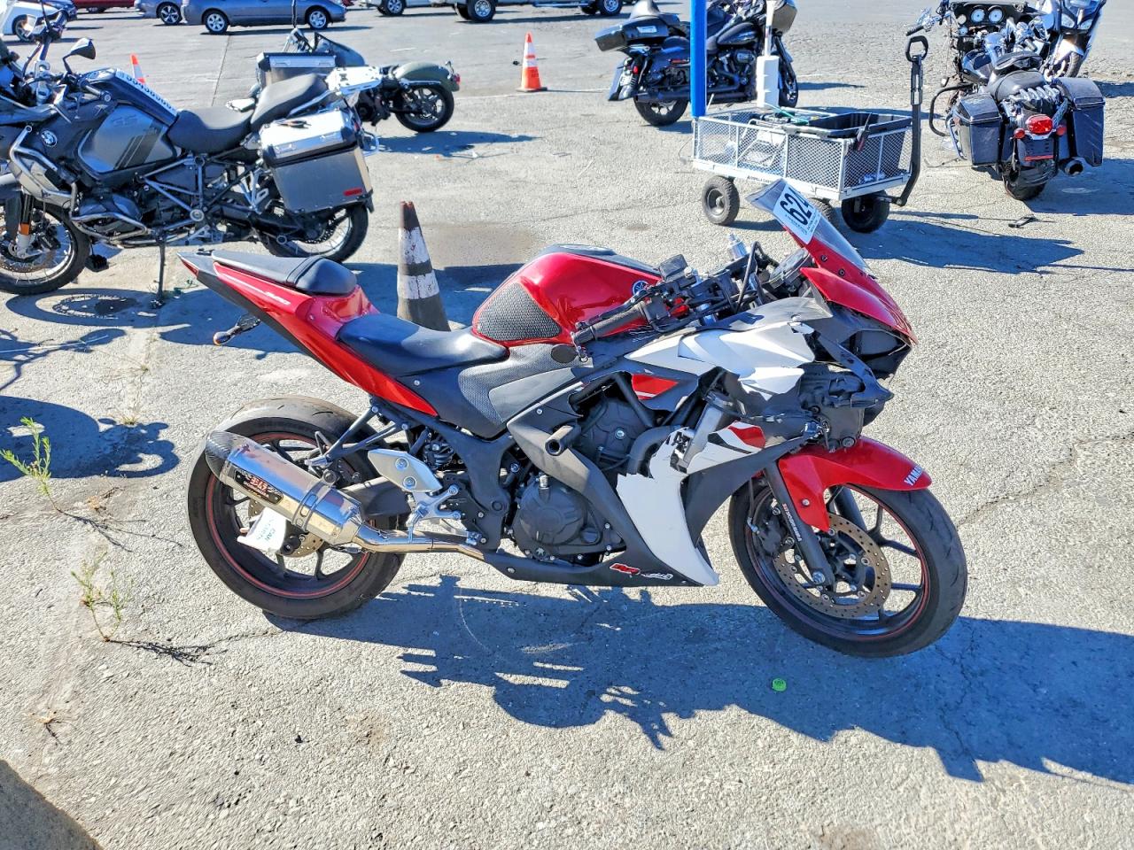 2015 YAMAHA YZF600
