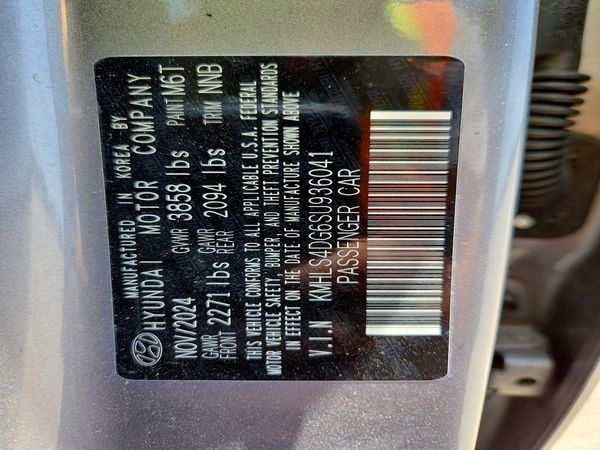 2025 HYUNDAI ELANTRA SEL Convenience