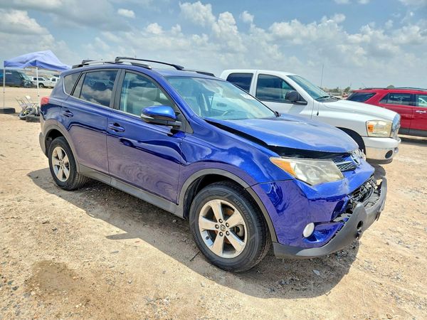 2015 TOYOTA RAV4