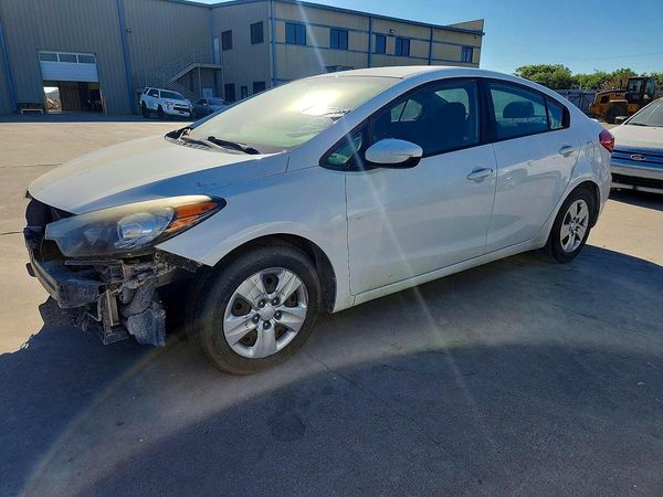 2016 KIA FORTE GL (Middle-Low Grade)