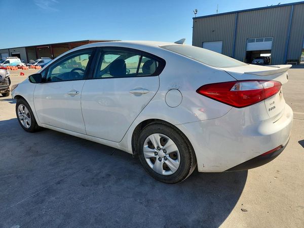 2016 KIA FORTE GL (Middle-Low Grade)