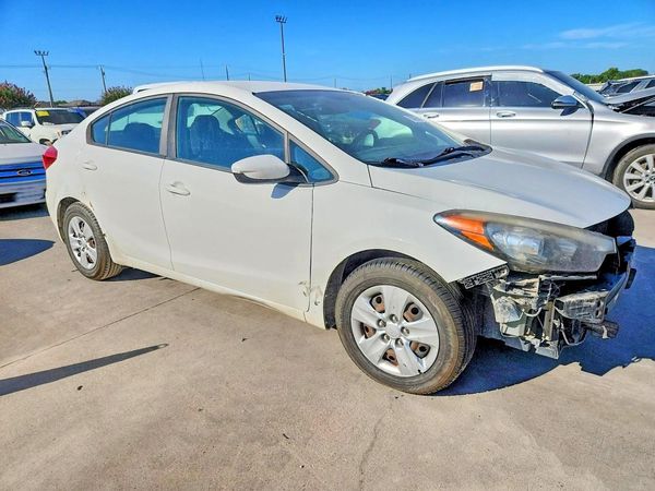 2016 KIA FORTE GL (Middle-Low Grade)