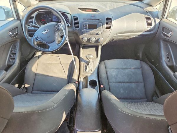 2016 KIA FORTE GL (Middle-Low Grade)