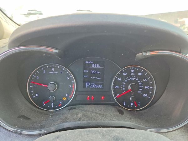 2016 KIA FORTE GL (Middle-Low Grade)
