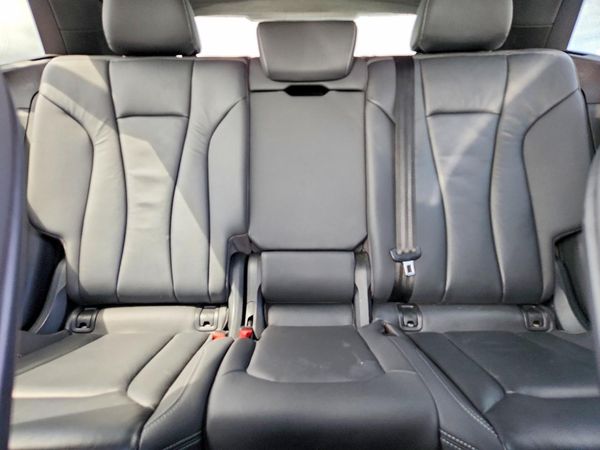 2019 AUDI Q8 Premium
