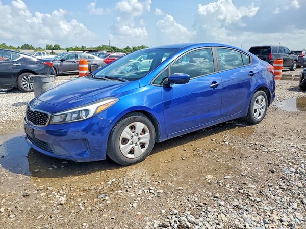2017 KIA FORTE LX Base
