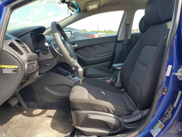 2017 KIA FORTE LX Base