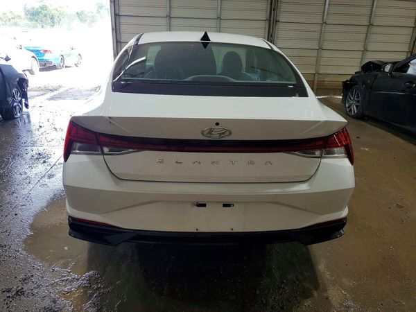 2021 HYUNDAI ELANTRA SEL w/ Premium Pkg