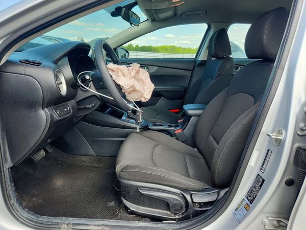 2020 KIA FORTE FE, LXS