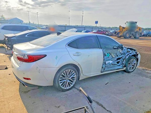 2016 LEXUS ES 350