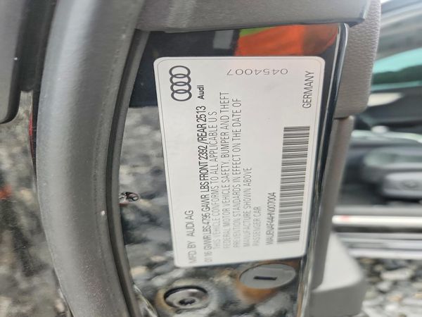 2017 AUDI A4