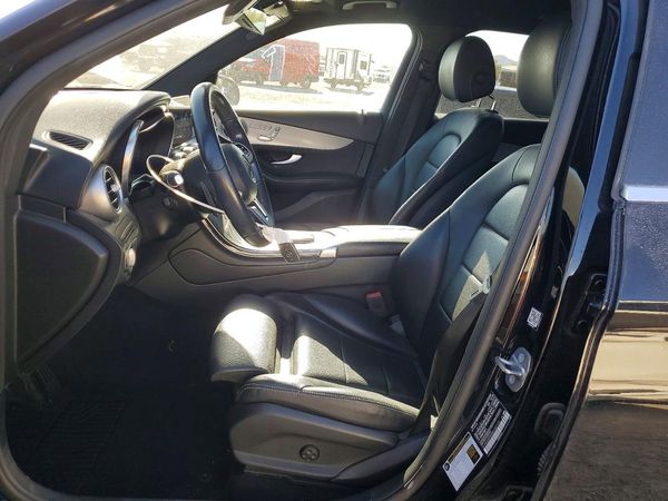 2021 MERCEDES-BENZ GLC GLC300