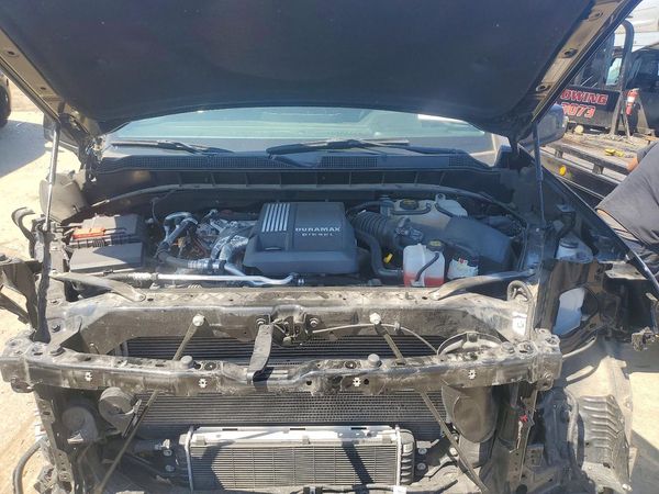 2025 CHEVROLET SILVERADO RST — Engine bay