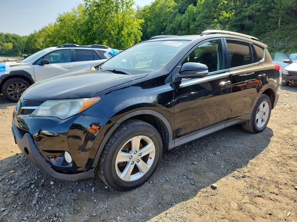 2013 TOYOTA RAV4 Sports — Front 3/4