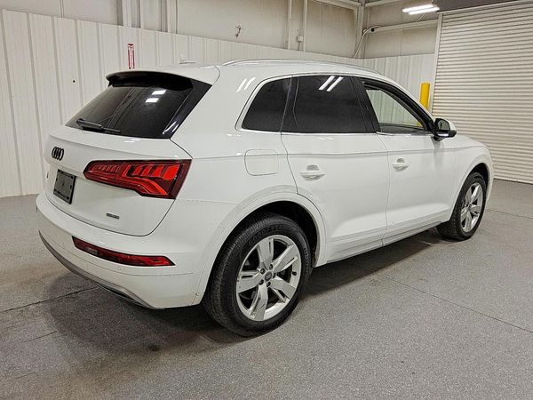 2018 AUDI Q5 quattro Premium Plus