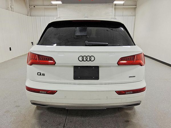 2018 AUDI Q5 quattro Premium Plus