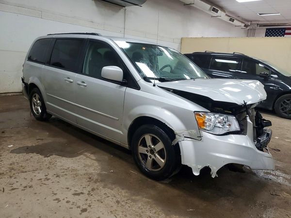 2012 DODGE GRAND CARAVAN